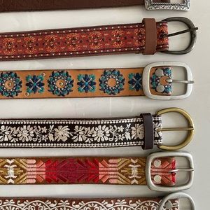 SIZE SMALL ,Ladies Lucky Brand ,Leather Belts